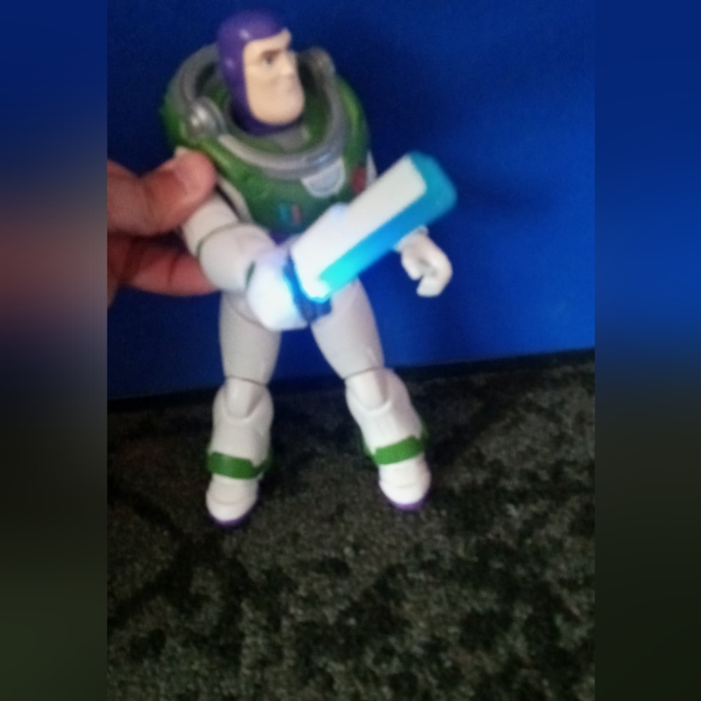 Buzz Lightyear Action Figure - talking light up sword  Kids Toy 11 inch tall - Picture 3 of 5